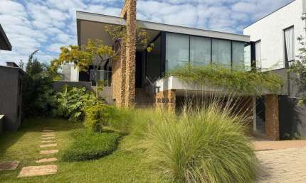 Casa para venda em Alphaville Nova Esplanada 3 de 259.15m² com 3 Quartos, 3 Suites e 4 Garagens