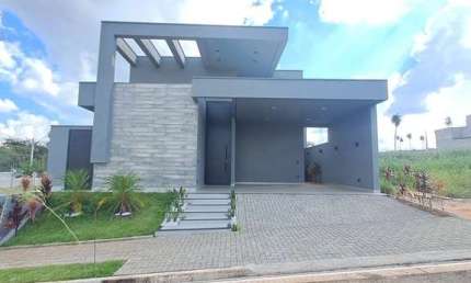 Casa de Condomínio para venda em Village Normand de 170.00m² com 3 Quartos, 1 Suite e 2 Garagens