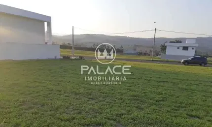 Terreno em condomínio fechado à venda no Centro, Analândia 