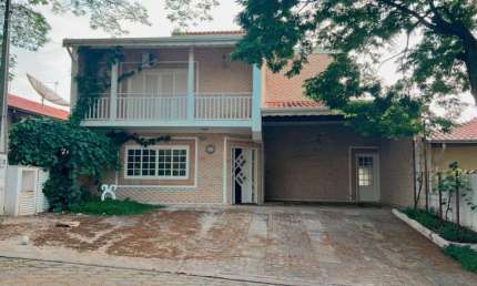Casa de Condomínio para alugar em Portal Da Vila Rica de 250.00m² com 3 Quartos, 1 Suite e 4 Garagens