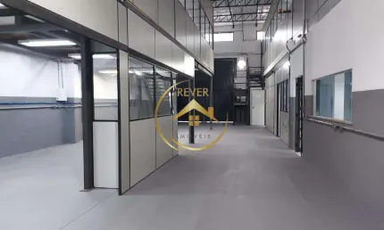 Galpão / Depósito / Armazém para venda em Jardim Do Trevo de 434.00m² com 3 Garagens