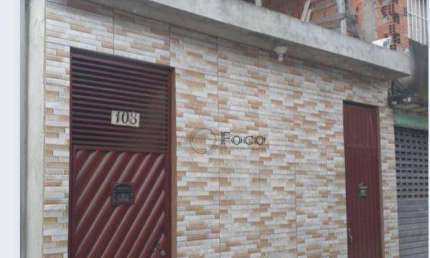 Sobrado para venda em O Pequeno Coração de 200.00m² com 2 Quartos