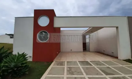Casa de Condomínio para alugar em Centro de 150.00m² com 3 Quartos, 1 Suite e 4 Garagens
