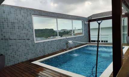 Sobrado para venda em Residencial E Comercial Guarulhos de 450.00m² com 4 Quartos, 1 Suite e 2 Garagens