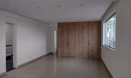 Apartamento para alugar em Castelo de 140.00m² com 4 Quartos, 2 Suites e 2 Garagens