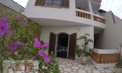 Casa para venda em Conceição de 270.00m² com 3 Quartos, 1 Suite e 4 Garagens