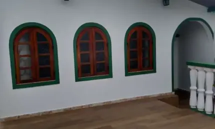 Sobrado para venda em Canhema de 154.00m² com 3 Quartos e 2 Garagens