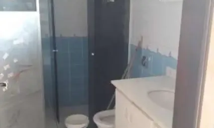 Casa para alugar em Vila Costa Do Sol de 150.00m² com 5 Quartos, 1 Suite e 8 Garagens