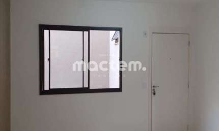 Apartamento para venda em Jardim Interlagos de 43.00m² com 2 Quartos e 1 Garagem