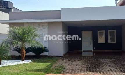 Casa de Condomínio para venda em Portal Da Mata de 150.00m² com 3 Quartos, 1 Suite e 4 Garagens