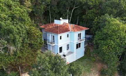 Casa de Condomínio para venda em Caraguatá de 210.00m² com 4 Quartos, 4 Suites e 4 Garagens