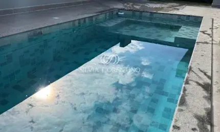 Casa para venda em Loteamento Residencial Fazenda Casa Grande de 300.00m² com 4 Quartos, 3 Suites e 2 Garagens