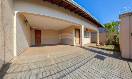 Casa para venda em Jardim Universitário de 178.30m² com 4 Quartos e 1 Suite