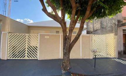 Casa para venda em Vila Monte Alegre de 180.00m² com 4 Quartos e 2 Garagens