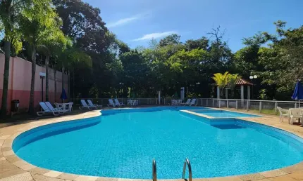 Casa de Condomínio para venda em Chácaras Reunidas São Jorge de 250.00m² com 3 Quartos, 3 Suites e 2 Garagens