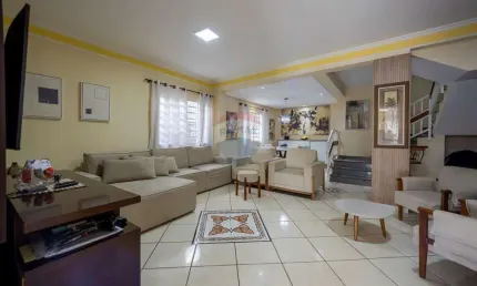 Casa para venda em Vila Viotto de 171.00m² com 3 Quartos, 1 Suite e 3 Garagens