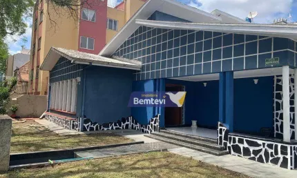 Casa para venda em Rebouças de 250.00m² com 4 Quartos, 4 Suites e 2 Garagens