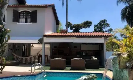 Casa de Condomínio para venda em Sete Praias de 380.00m² com 4 Quartos, 2 Suites e 7 Garagens
