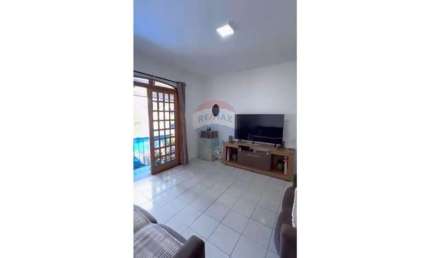 Casa para venda em Jardim Santa Marina de 115.00m² com 2 Quartos, 1 Suite e 2 Garagens