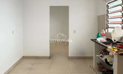 Casa para alugar em Vila Paulista de 100.00m² com 1 Quarto e 1 Garagem