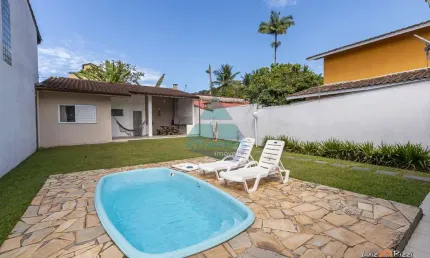 Casa para venda em Praia Das Toninhas de 108.00m² com 3 Quartos, 1 Suite e 1 Garagem