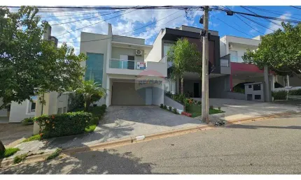 Casa de Condomínio para alugar em Wanel Ville de 176.00m² com 3 Quartos, 3 Suites e 4 Garagens