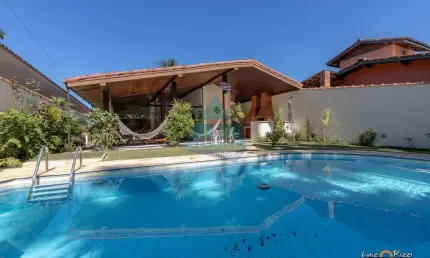 Casa para venda em Pedra Verde de 230.00m² com 4 Quartos e 3 Suites