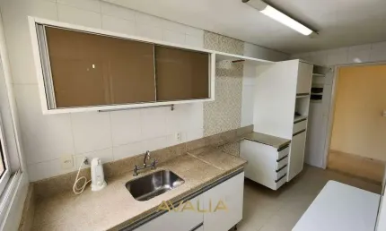Apartamento para alugar em Vila Todos os Santos de 161.62m² com 4 Quartos, 2 Suites e 3 Garagens