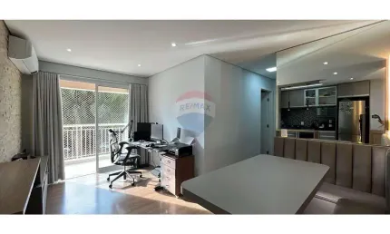 Apartamento para alugar em Vila Santo Antônio de 65.00m² com 2 Quartos, 1 Suite e 2 Garagens