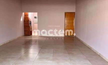 Casa para venda em Residencial Irineu Zanetti de 100.00m² com 2 Quartos, 1 Suite e 2 Garagens