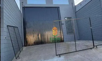 Galpão / Depósito / Armazém para venda e aluguel em Jardim Piazza Di Roma I de 290.00m²