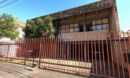 Casa para venda em Higienópolis de 687.00m² com 4 Quartos, 4 Suites e 4 Garagens