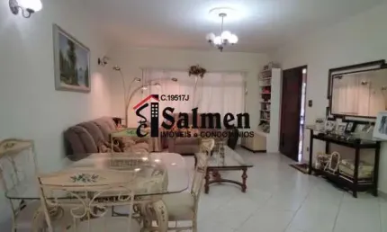 Casa para venda em Jardim Vila Galvão de 197.50m² com 3 Quartos, 1 Suite e 2 Garagens