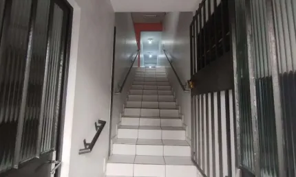 Prédio Comercial para venda e aluguel em Centro de 909.00m² com 8 Garagens