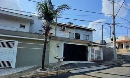Sobrado para venda em Jardim Colina de 111.00m² com 3 Quartos, 1 Suite e 1 Garagem