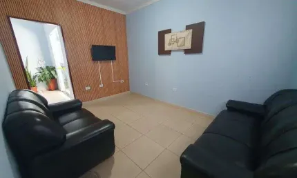 Casa para venda em Santa Terezinha de 87.00m² com 3 Quartos, 1 Suite e 2 Garagens