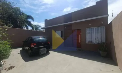 Casa para venda em Jardim Luizamar de 107.00m² com 4 Quartos, 1 Suite e 4 Garagens