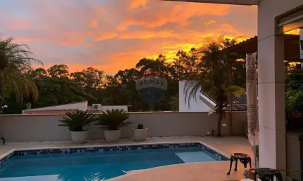 Casa para alugar em Alphaville de 400.00m² com 4 Quartos e 4 Suites