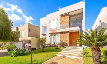 Casa para venda em Centro Comercial Jubran de 485.00m² com 4 Quartos, 4 Suites e 4 Garagens