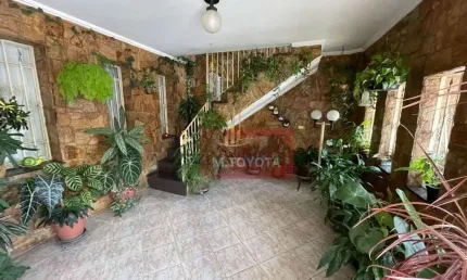 Sobrado para venda em Picanço de 264.00m² com 2 Quartos e 2 Garagens