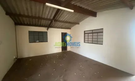 Casa para venda em Jussara de 127.80m² com 3 Quartos e 2 Garagens