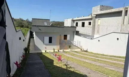 Casa para venda em Vila São Paulo de 100.00m² com 3 Quartos, 2 Suites e 8 Garagens