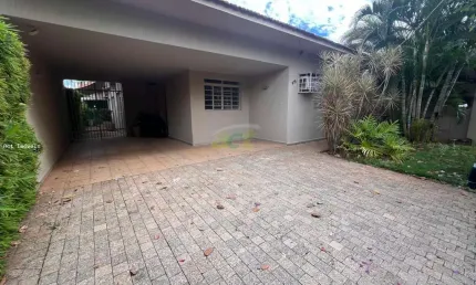 Casa para venda em Vila Mendonça de 520.00m² com 6 Quartos, 1 Suite e 2 Garagens