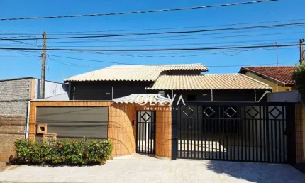 Casa para venda em Jardim Caparroz de 285.00m² com 3 Quartos, 1 Suite e 6 Garagens