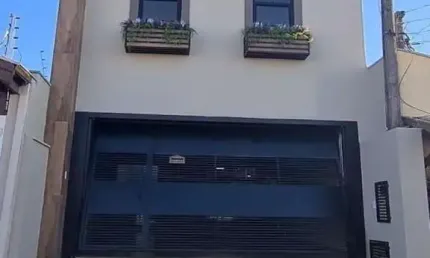 Sobrado para venda em Vila Brasília de 199.62m² com 3 Quartos, 1 Suite e 2 Garagens