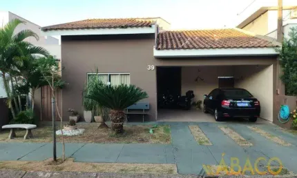 Casa para venda em Jardim Jockey Clube de 170.50m² com 3 Quartos, 3 Suites e 2 Garagens