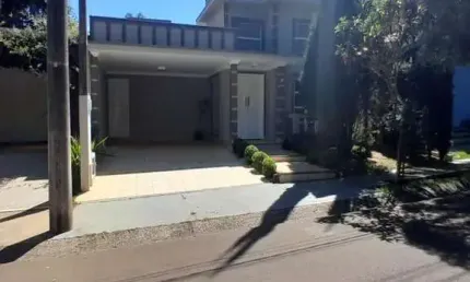 Casa para venda em Jardim Jockey Clube de 210.00m² com 3 Quartos, 3 Suites e 4 Garagens