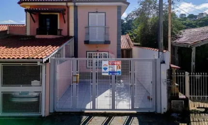 Sobrado para venda em Atibaia Jardim de 143.49m² com 3 Quartos, 1 Suite e 2 Garagens