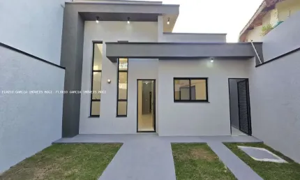 Casa para venda em Jardim Esperança de 158.00m² com 3 Quartos, 1 Suite e 2 Garagens
