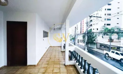 Casa para venda em Vila Imperial de 470.00m² com 8 Quartos, 3 Suites e 2 Garagens